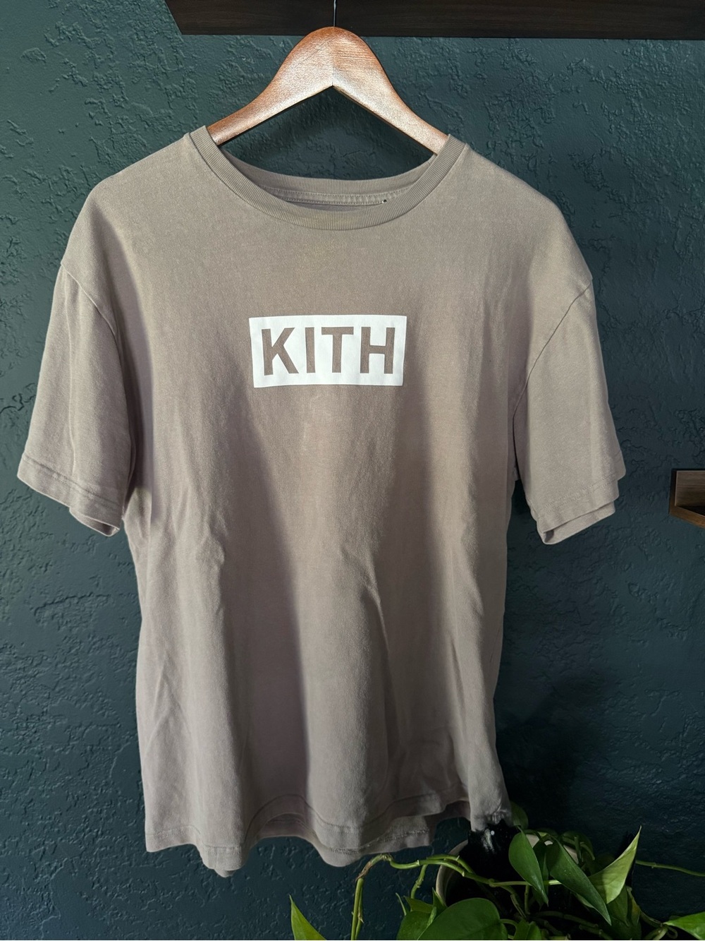 Kith Box Logo Tee in Taupe and White